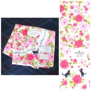 NWT HALLMARK DESIGN COLLECTION SCARF 21x21"